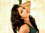 After Kareena, Anushka Sharma wants to do a chick flick!