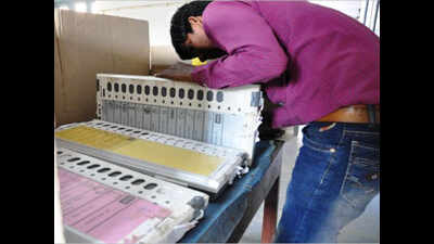 Parties want polling by EVMs for service voters