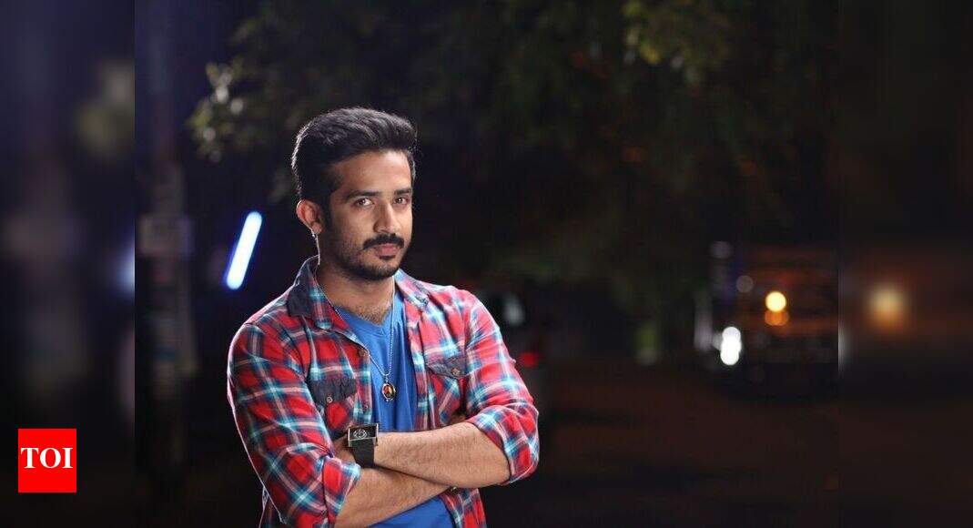 Anchor Ravi turns a hero | Telugu Movie News - Times of India