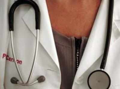 Government set to put Rs 1,000 cap on pharma companies' gifts for doctors