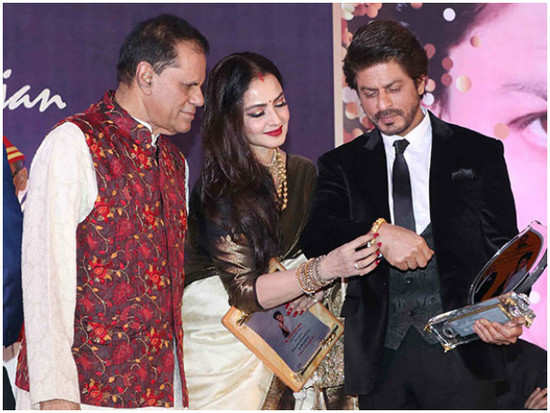 Shah Rukh Khan gets candid at the Yash Chopra memorial award