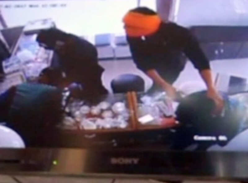 Caught on camera: Robbers loot jewellery shop