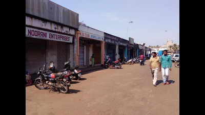 Irate traders keep Mapusa market shut for half day