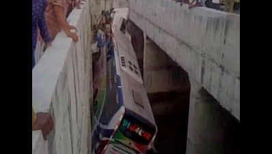 Andhra Pradesh: Bus falls off flyover, several dead