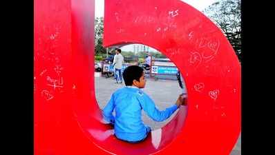 Hyderabad’s lovebirds sully ‘Love Hyd’ with corny graffiti