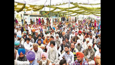 Dera double murder: Deadlock over cremation continues
