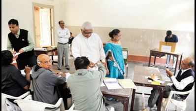 In the woods, Vantangiyas get polling booth but no school