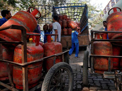 Price of non-subsidised LPG cylinder hiked by Rs 86