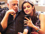 Mahesh Bhatt gets death threats for daughter Alia & wife Soni, details here...