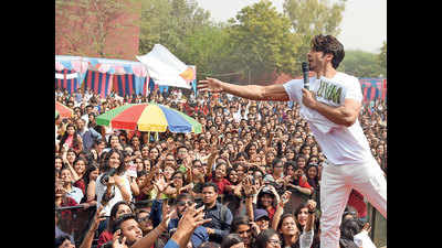 Vidyut Jammwal at Maitreyi: I was petrified to come to a girls' college