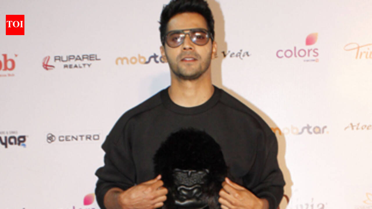 Varun not happy with constant media glare on his private life?