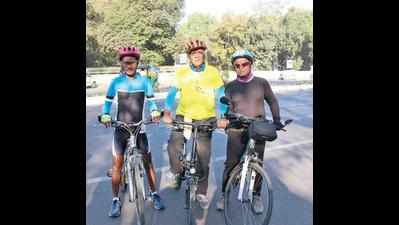 Trio on cycle yatra to spread pollution awarness