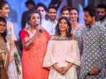 Shahrukh Khan and Shabana Azmi address the audience