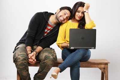 Watch Siddharth Chandekar and Spruha Joshi in this 'opposties-attract' story