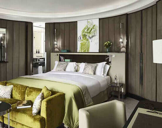 Luxury hotels&mdash;Frankfurt for the luxury traveller