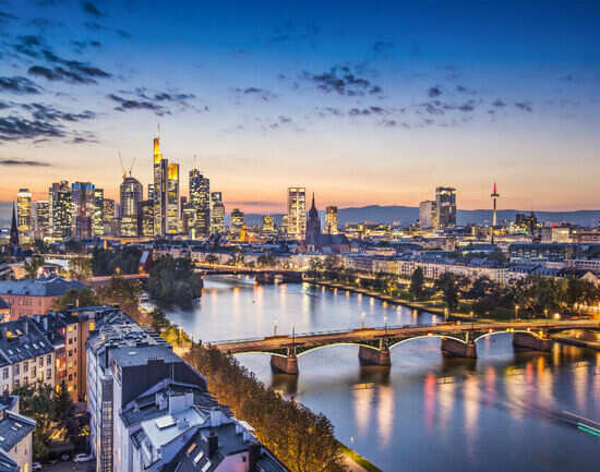 Weekend getaways&mdash;iconic cities around Frankfurt