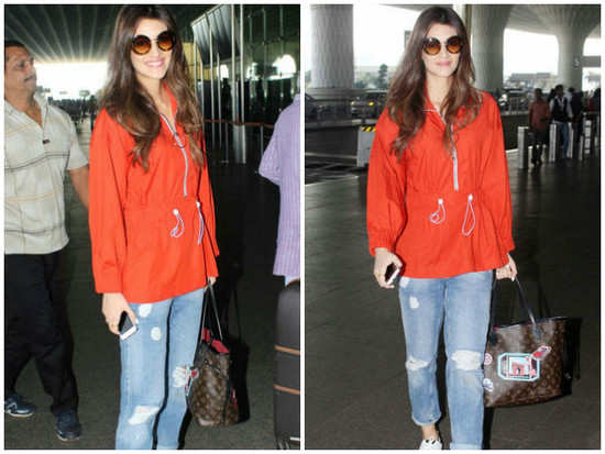 Kriti Sanon charms with her stylish airport look!