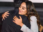 Sonakshi Singha and Kanan Gill greet each other
