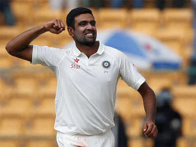 India v Australia: Smith's DRS referral input was like an Under-10 game, says Ashwin