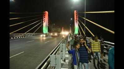 ‘UPA govt not Nitin Gadkari sanctioned cable-stayed bridge’
