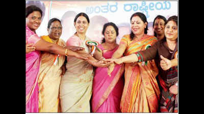 Ministers' wives lend an ear to women Congress workers