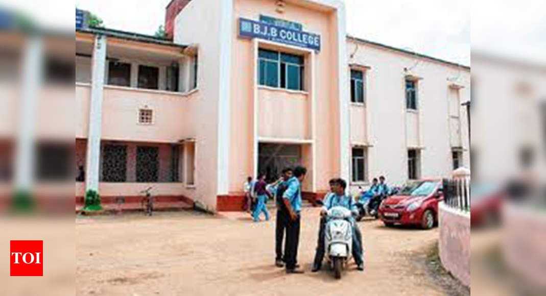 3 BJB College students in Bhubaneswar stabbed after tiff over cricket match