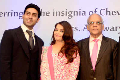 Aishwarya Rai Bachchan’s father in critical condition; Amitabh Bachchan pays a visit