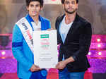 Mr World 2016 Rohit Khandelwal felicitates Ishaan Shahane, first runner-up