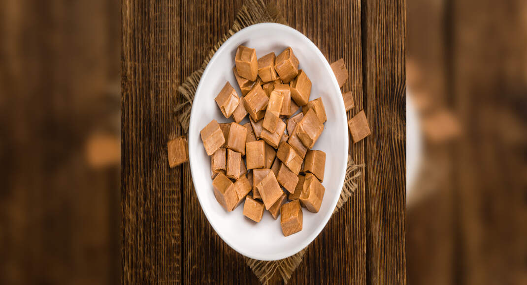 Molasses Taffy Recipe How to Make Molasses Taffy Recipe Homemade