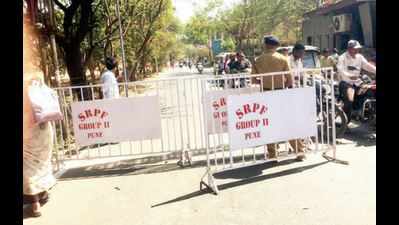 SRPF’s barricades in Azadnagar create mess