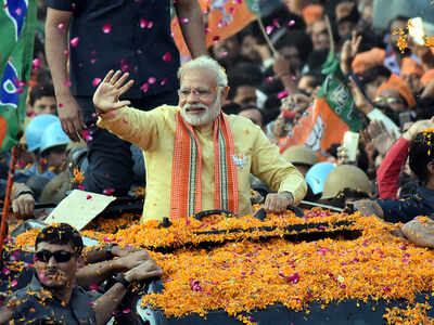 Modi wave sinks Akhilesh, Rahul and Maya in UP