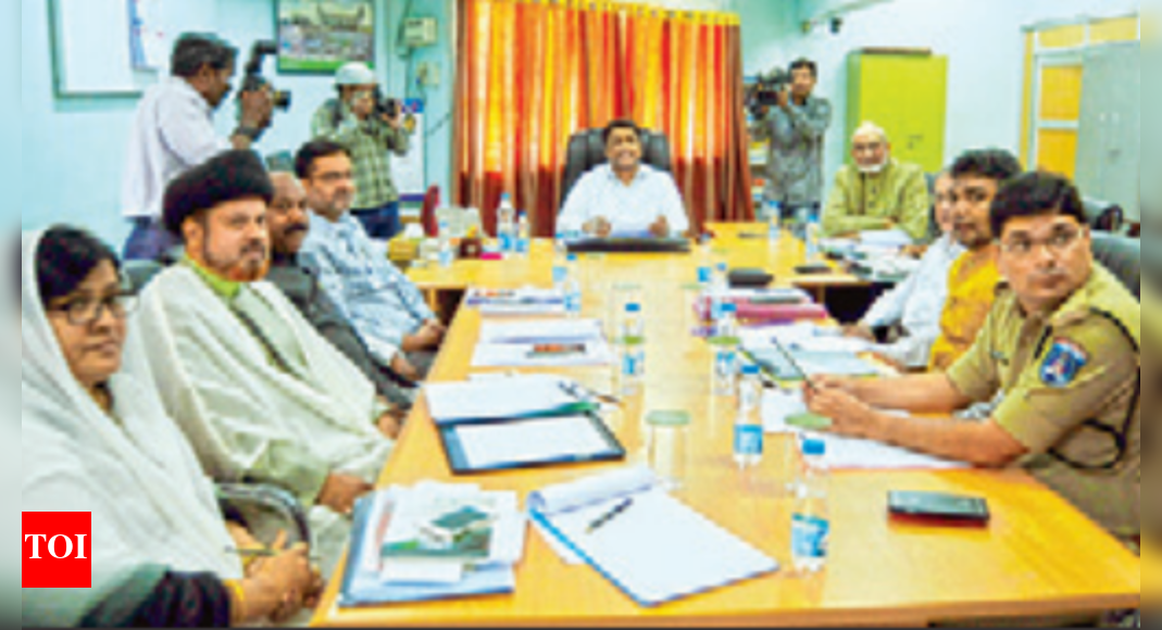 Telangana State Wakf In first meeting, wakf board repatriates CEO