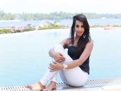 Sanjjanaa gives a glam twist to architecture