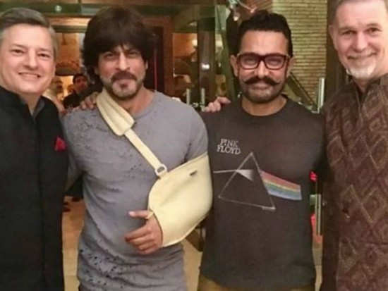Shah Rukh Khan hosts Aamir Khan and Netflix CEO Reed Hastings