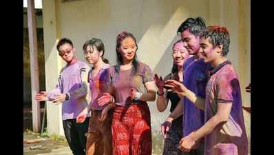 Drenched in the spirit of 'Holi', foreign students join festivities