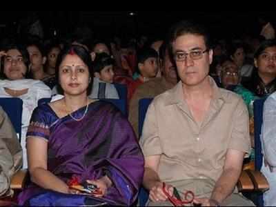 Jayasudha's husband Nitin Kapoor commits suicide