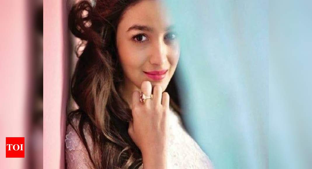 Alia Bhatt: 5 things we bet you didn't know about Alia Bhatt | - Times of  India