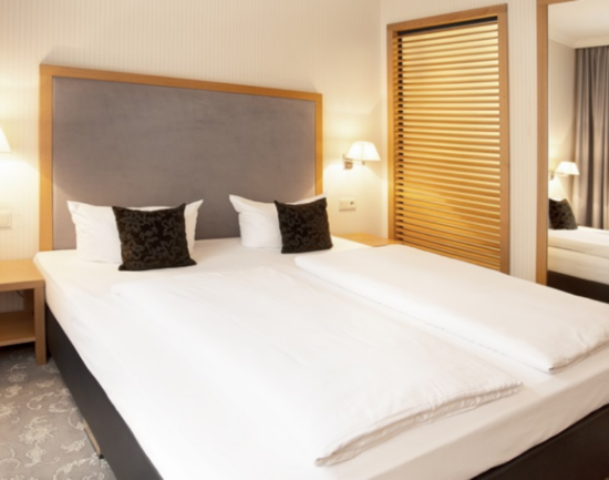 Townhouse Hotel