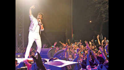 SRCC students at Armaan's concert: Concert toh yeh tha, Diljit ki performance mein toh marne wale thay