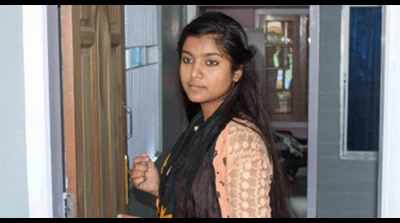 2 guards for Nahid Afrin's security