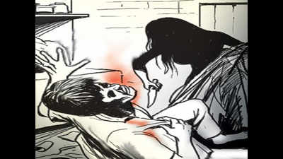 Woman smashes hubby to death for visiting 'first' wife