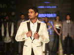 Prateik Babbar walks the ramp for Komal & Ratul