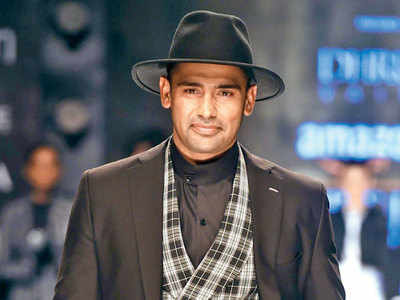 Sangram Singh: Agley fashion show mein hum langot pehen ke chalenge