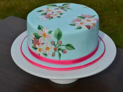 Hand Painting Cake On Fondant | Buttercream Base Cake | Cake Decoration -  YouTube