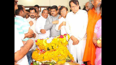 Pyarimohan Mohapatra cremated