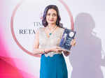 Neomee Shah receives the emotional fitness expert and holistic health coach award