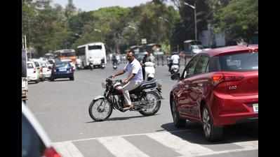 Near Karve statue, it’s go as you like for motorists