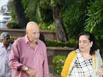 Prem Chopra and Uma Chopra arrive at the prayer meet of Aishwarya Rai Bachchan's father