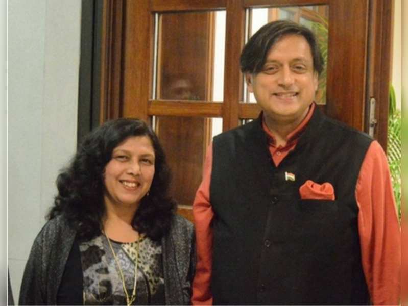 Shashi Tharoor launches Manjiri Prabhu's latest thriller