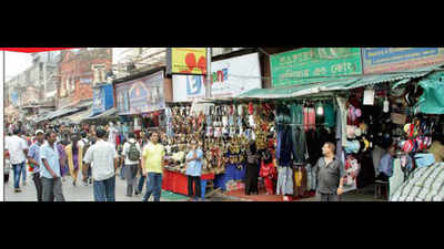 Pavement on sale: Action rare, but hawkers don't care